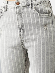 Kotty Women Grey Skinny Fit High-Rise Mildly Distressed Jeans