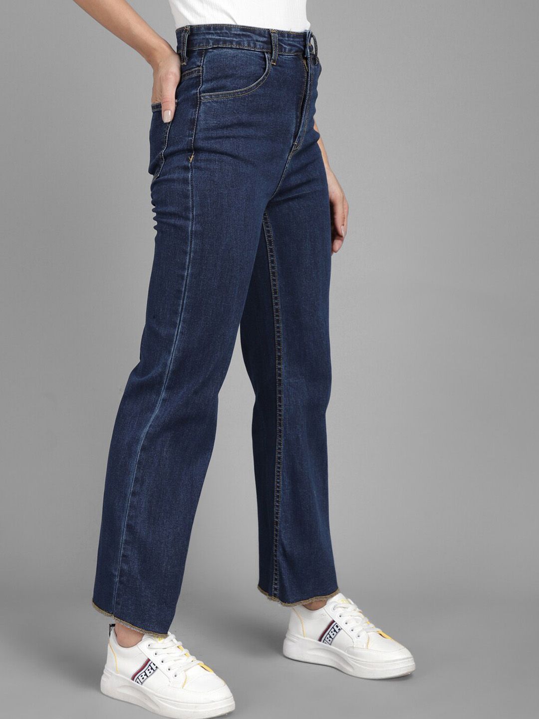 Kotty Women Straight Fit High-Rise Stretchable Jeans