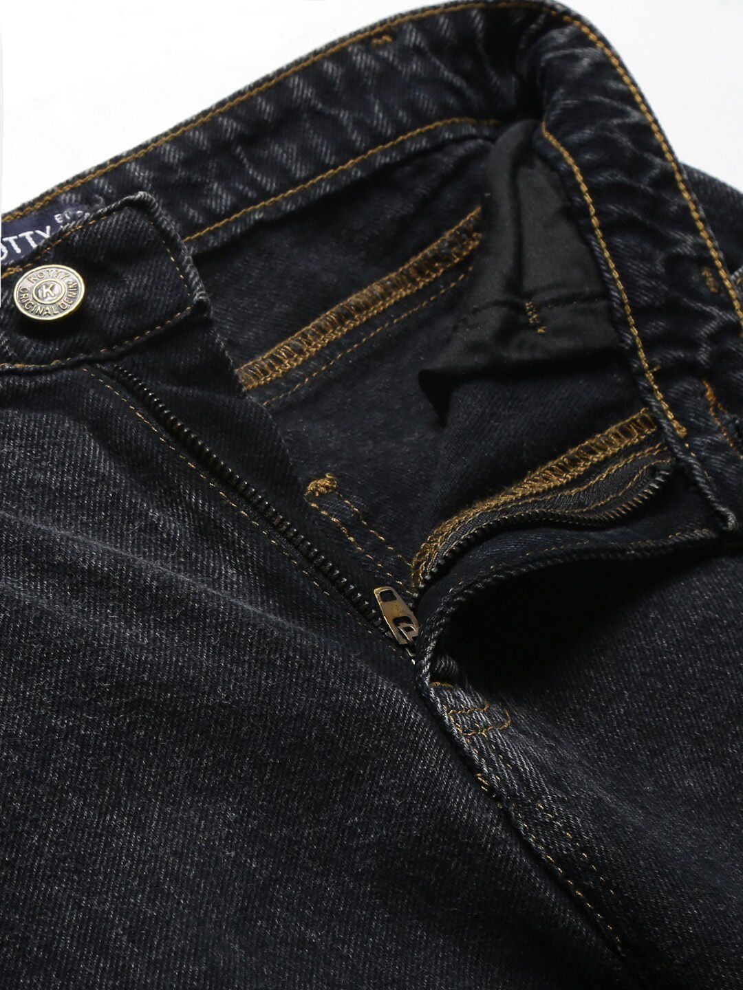 Kotty Women Black Regular Fit Mid-Rise Clean Look Jeans