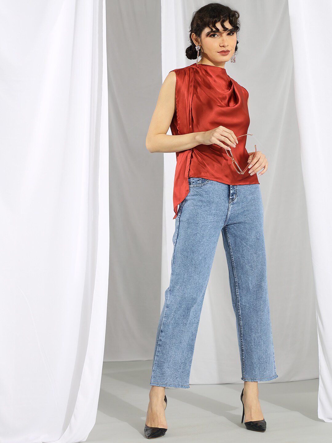 Kotty Red High Neck Sleeveless Pleated Detail Satin Top