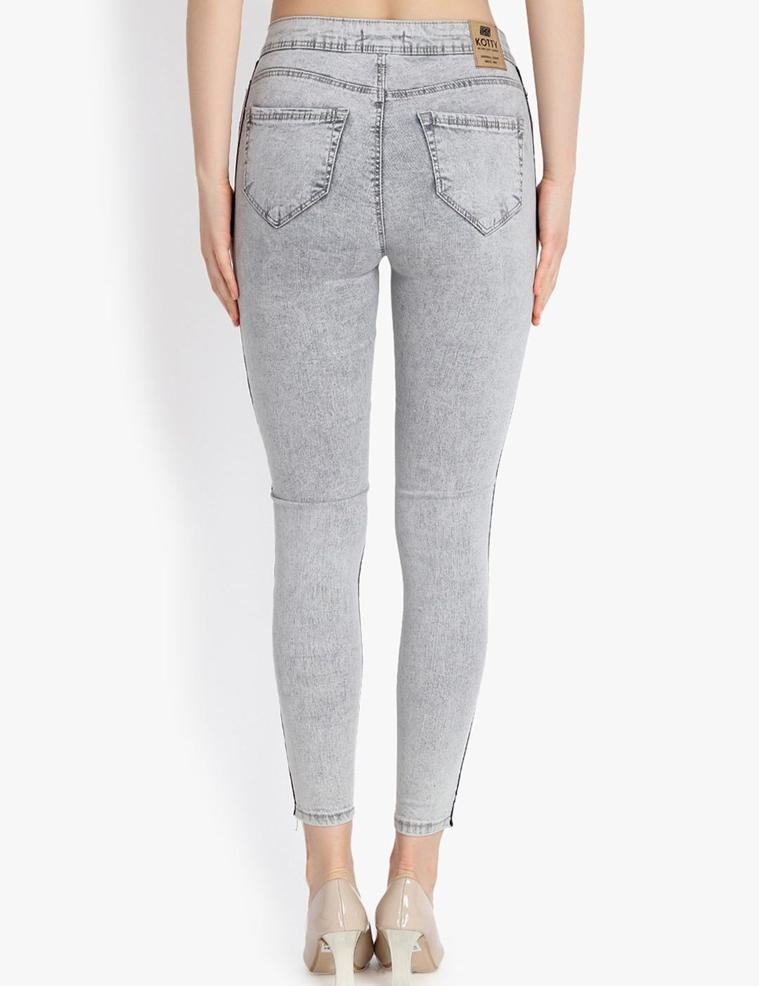 Kotty Women Grey Skinny Fit High-Rise Clean Look Jeans