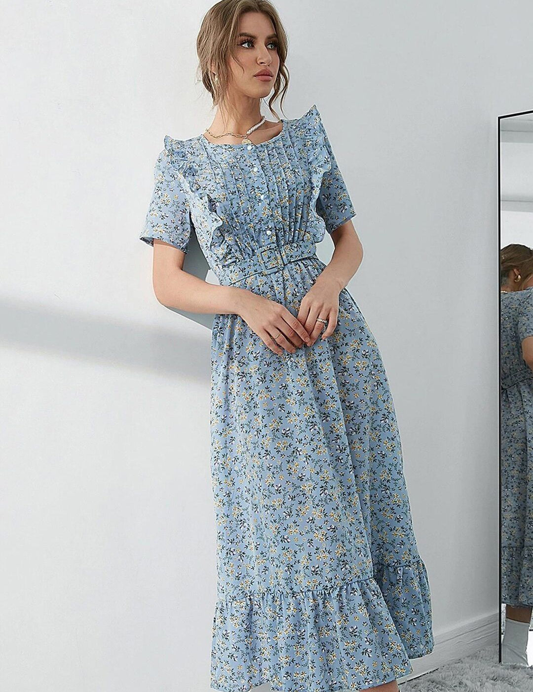 Kotty Floral Printed Midi Fit & Flare Dress