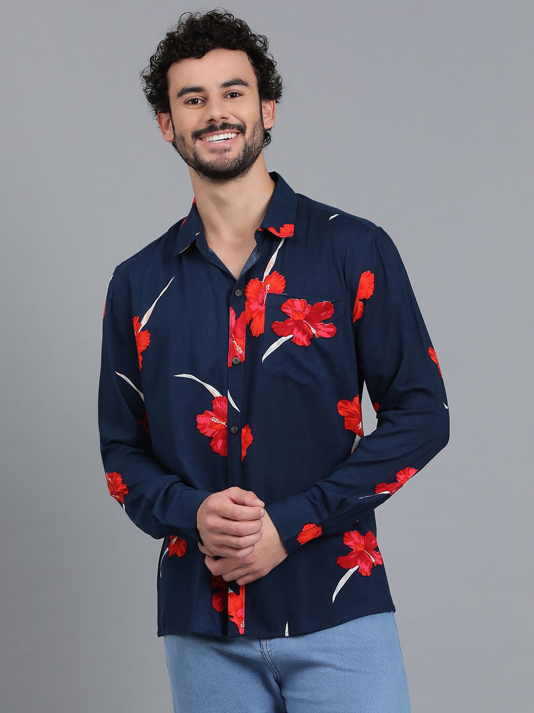Kotty Navy Blue & Red Floral Printed Spread Collar Relaxed Fit Casual Shirt
