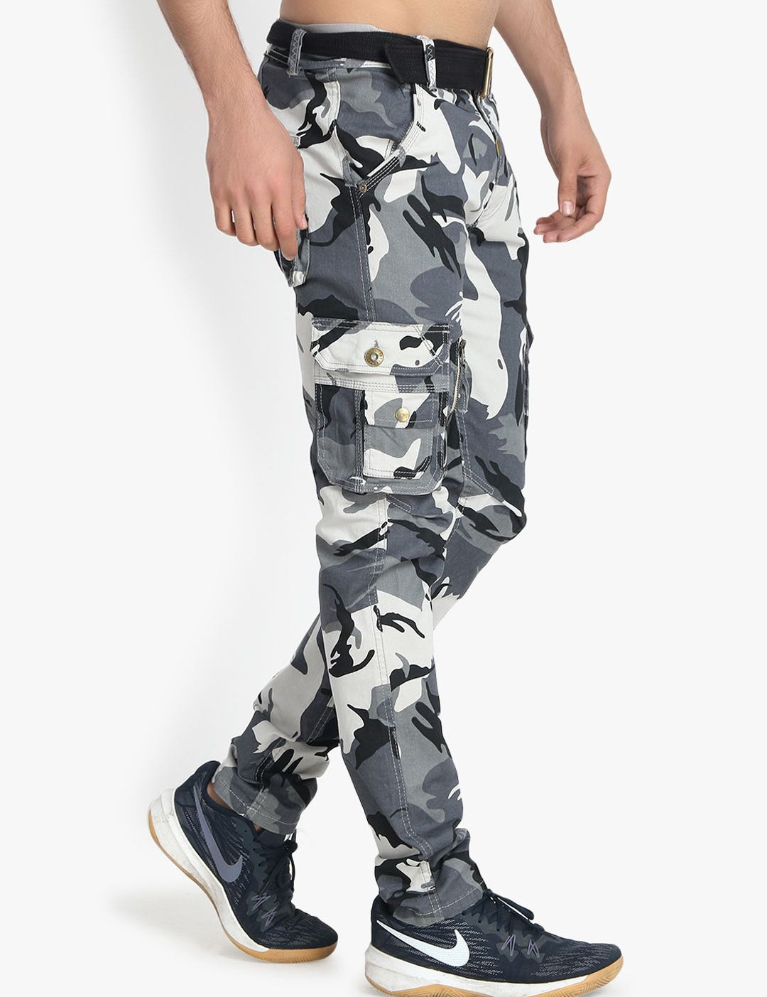 Kotty Men Off-White & Grey Regular Fit Printed Cargos