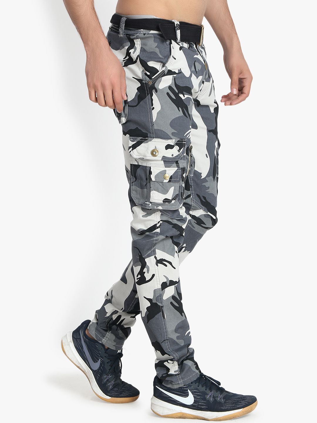 Kotty Men Off-White & Grey Regular Fit Printed Cargos