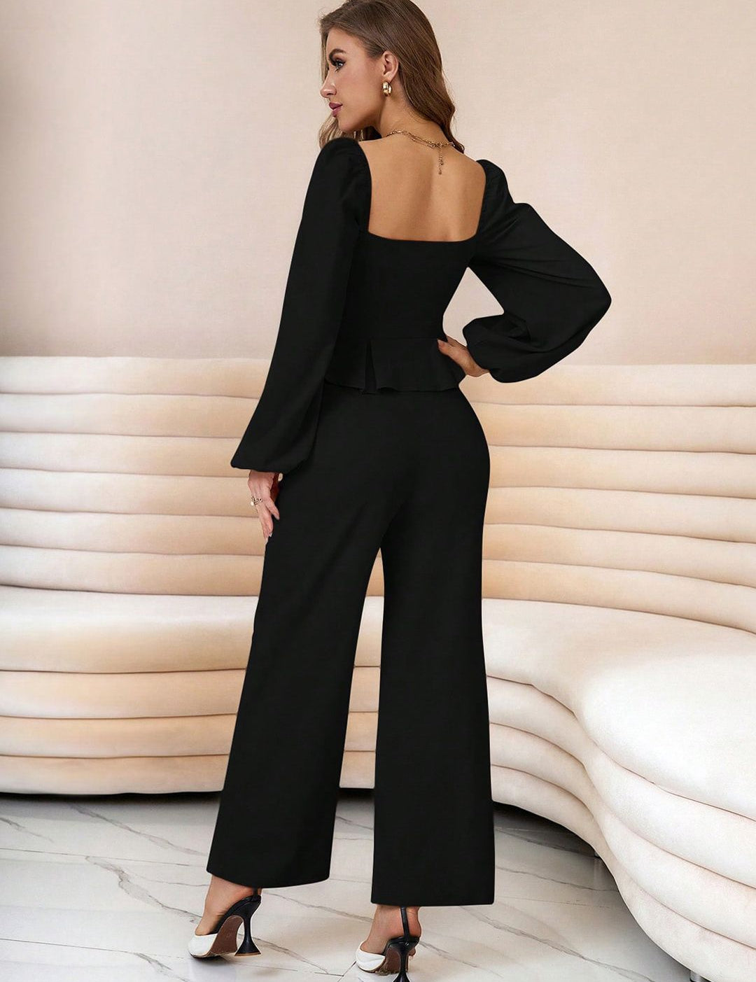 Kotty Square Neck Puff Sleeves Top With Trousers