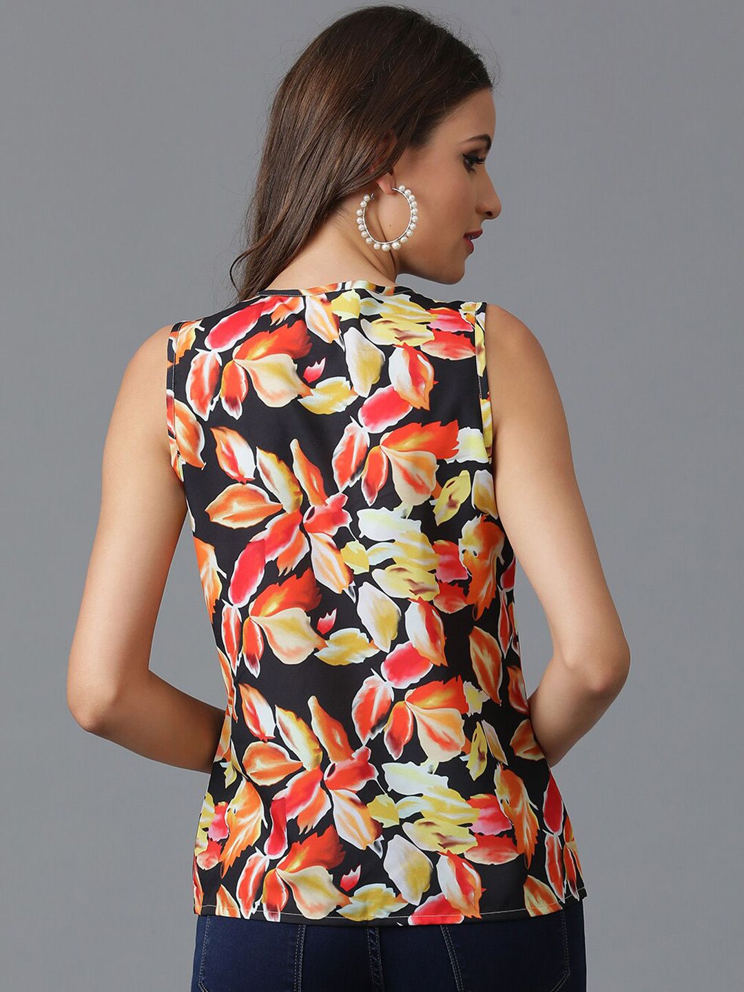 Kotty Black Floral Printed Crepe Top