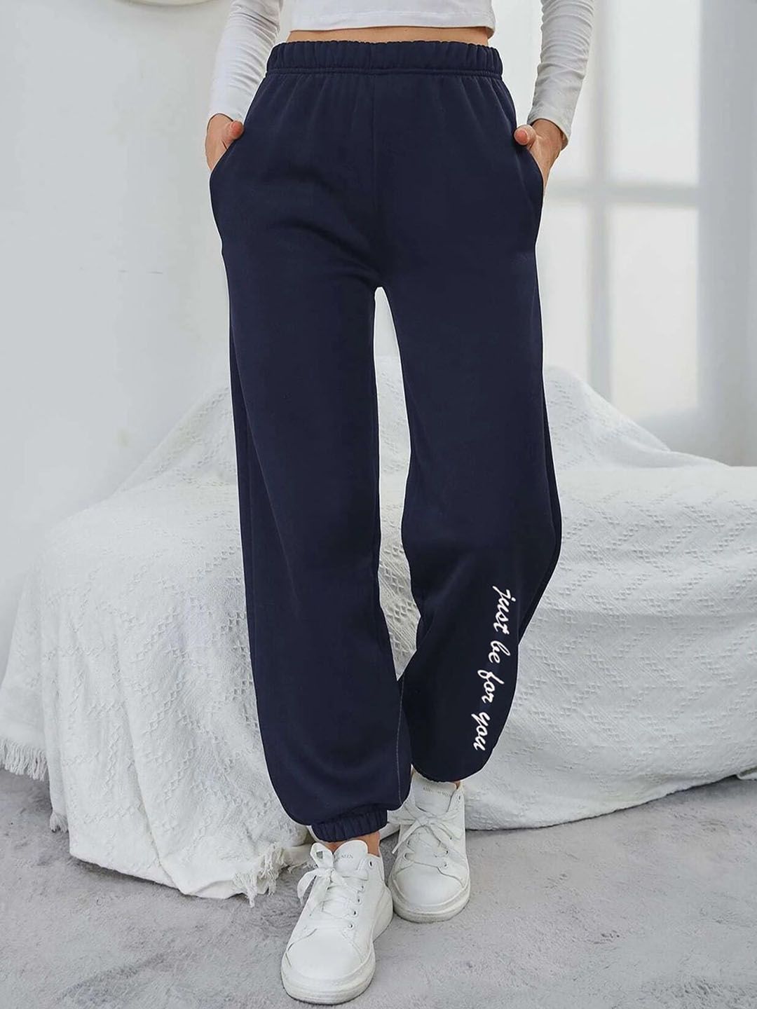 Kotty Women Typography Printed Joggers