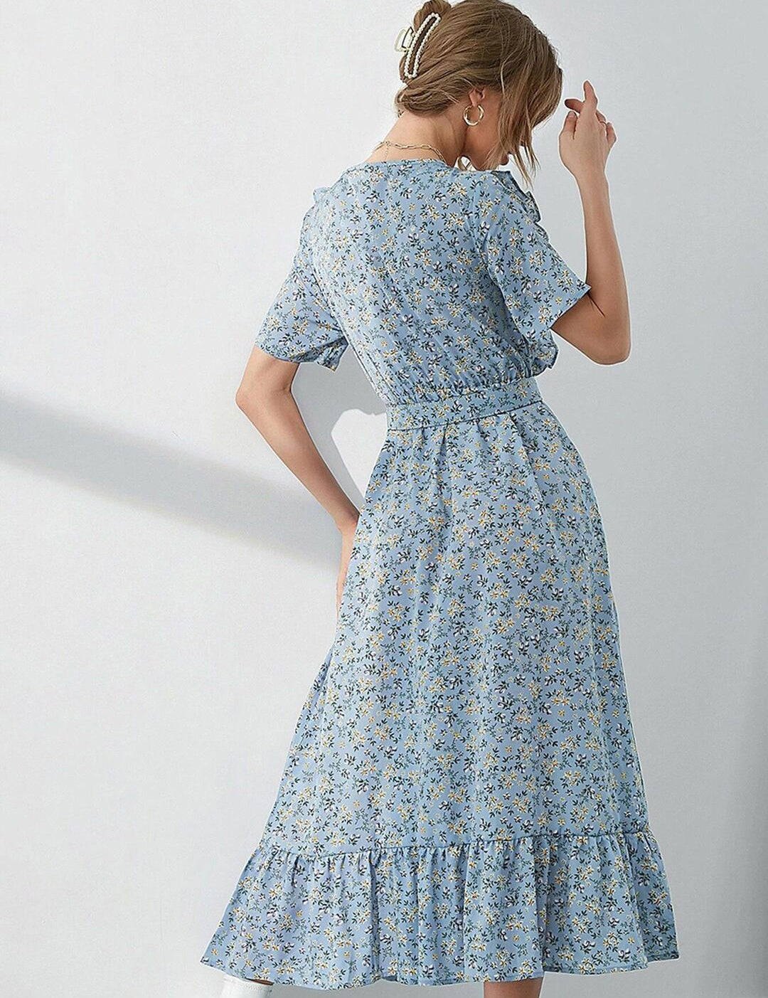 Kotty Floral Printed Midi Fit & Flare Dress