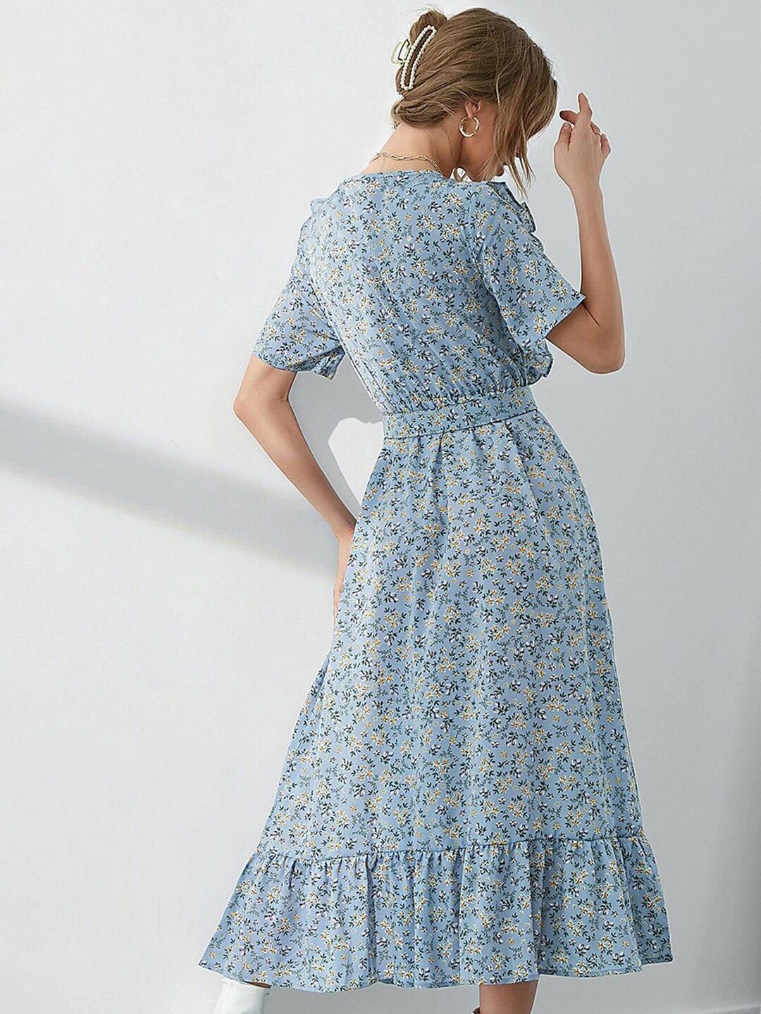 Kotty Floral Printed Midi Fit & Flare Dress