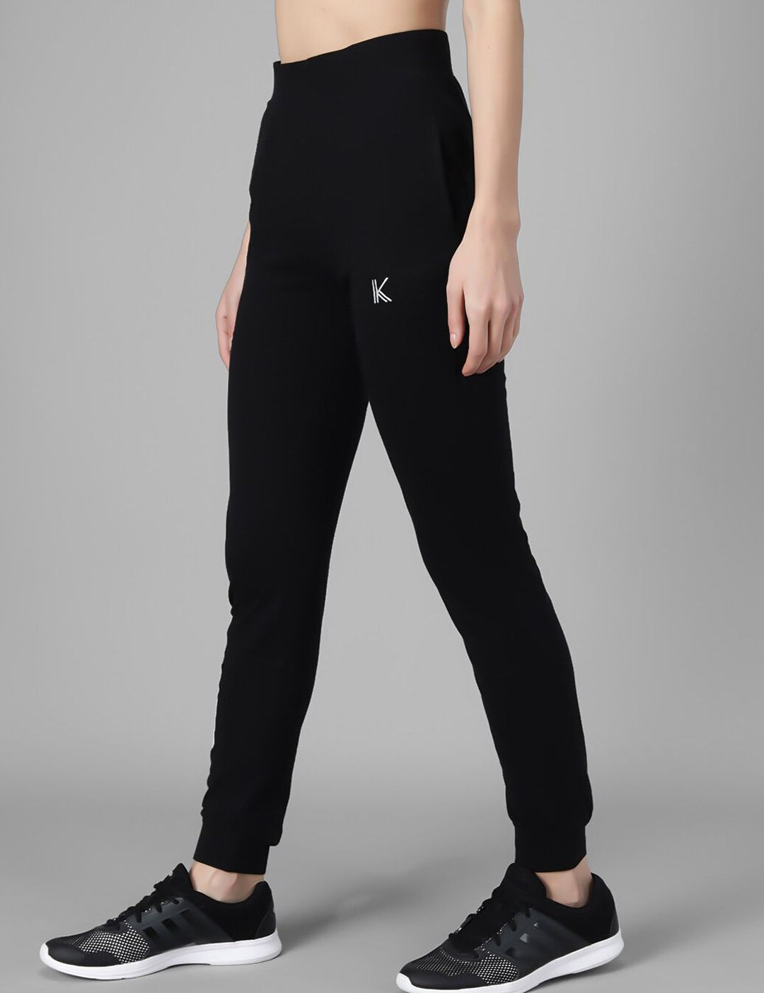 Kotty Women Black & White Printed Joggers