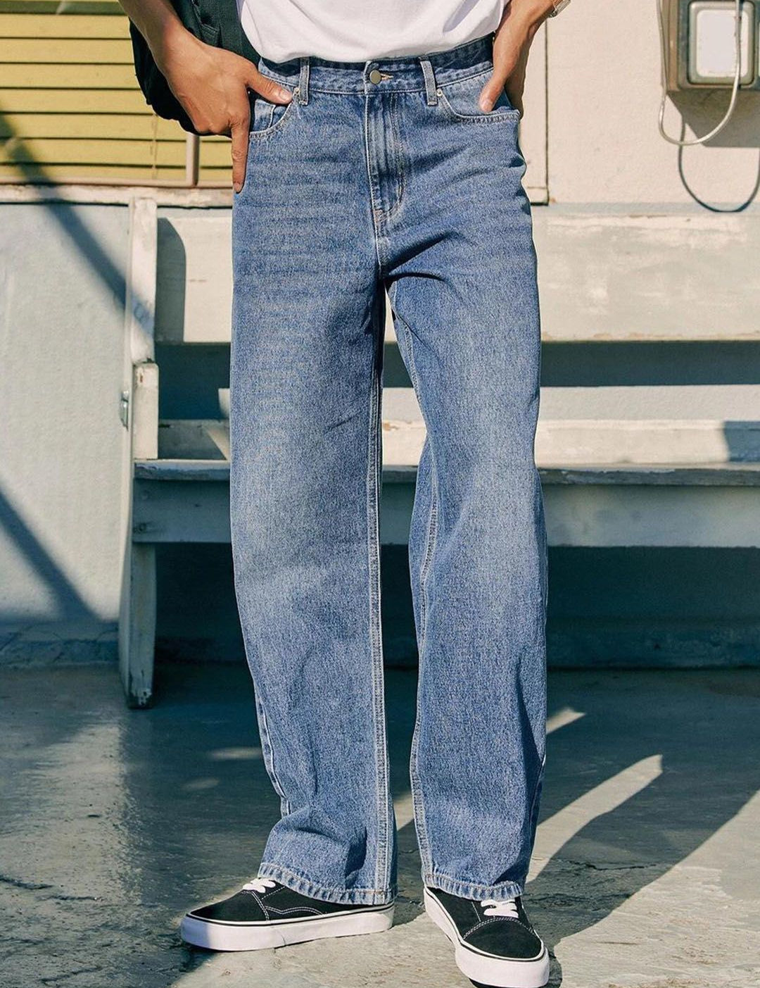 Kotty  Men Clean Look Straight Fit Heavy Fade Stretchable Jeans