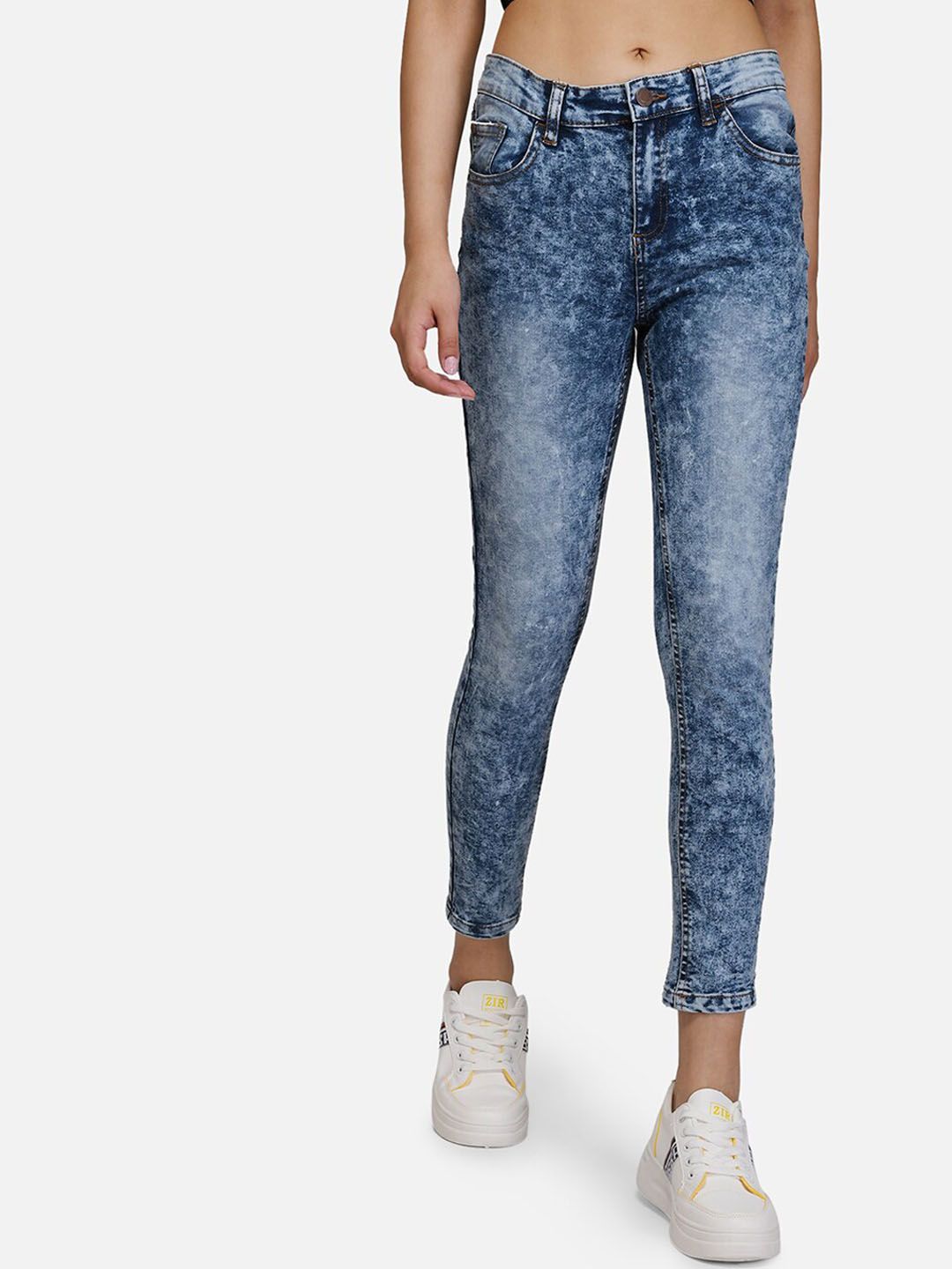 Kotty Women Blue Super Skinny Fit Mid-Rise Clean Look Jeans