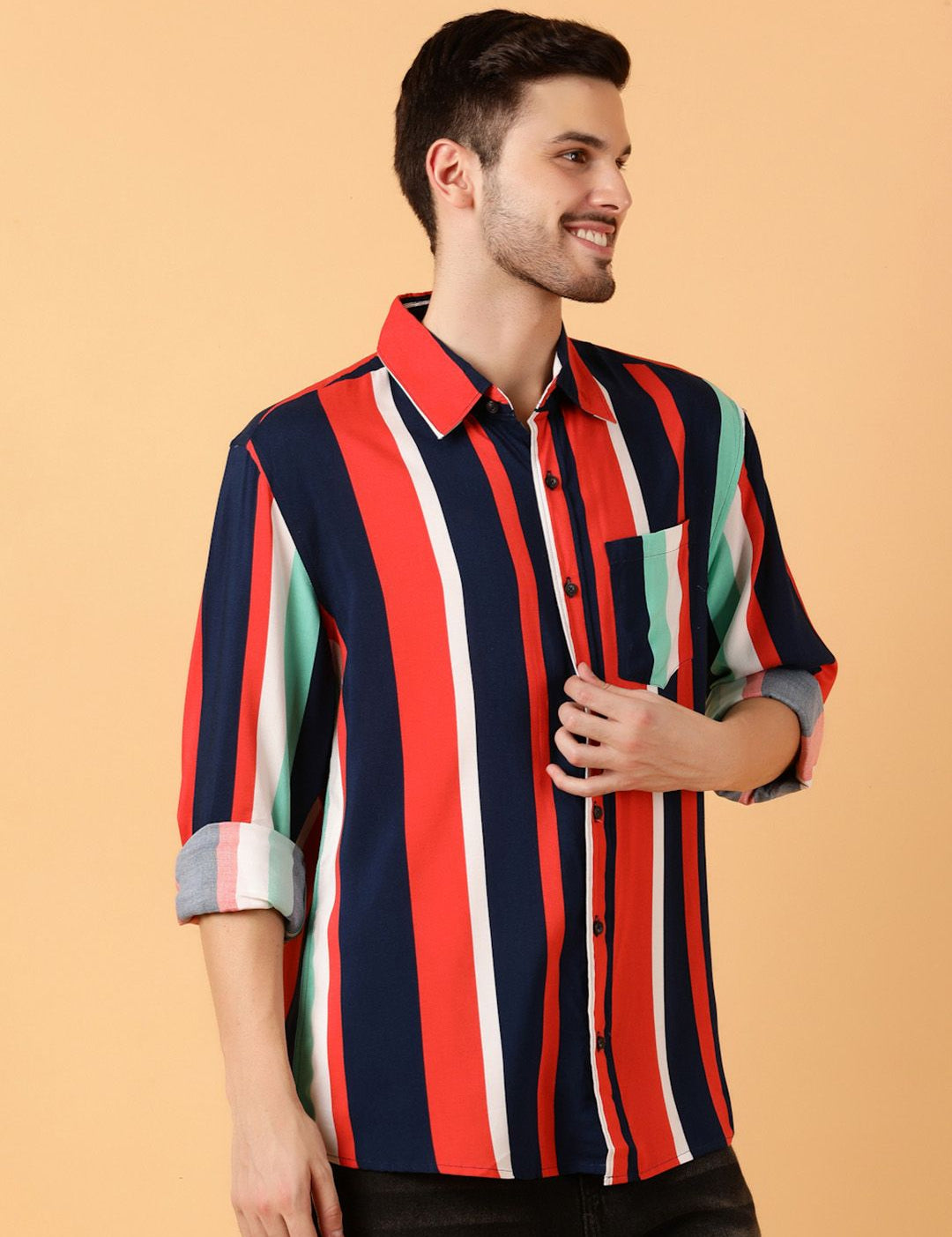 Kotty Men Relaxed Spread Collar Graphic Printed Casual Shirt