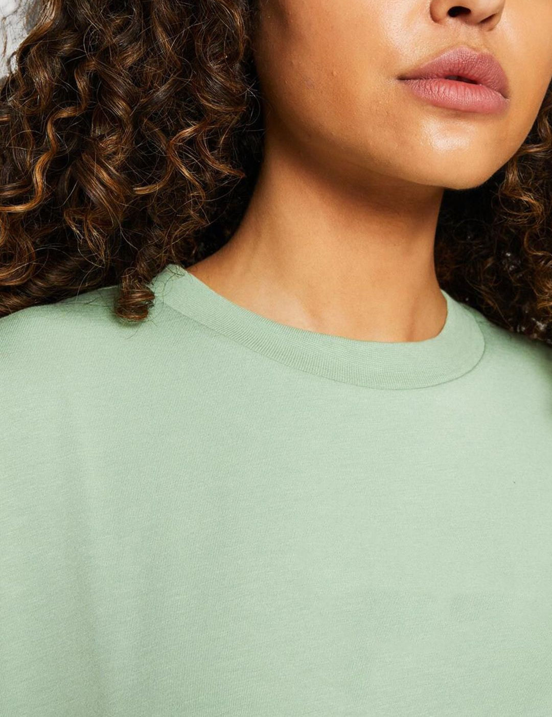 KOTTY Basics Round Neck Oversized T-shirt