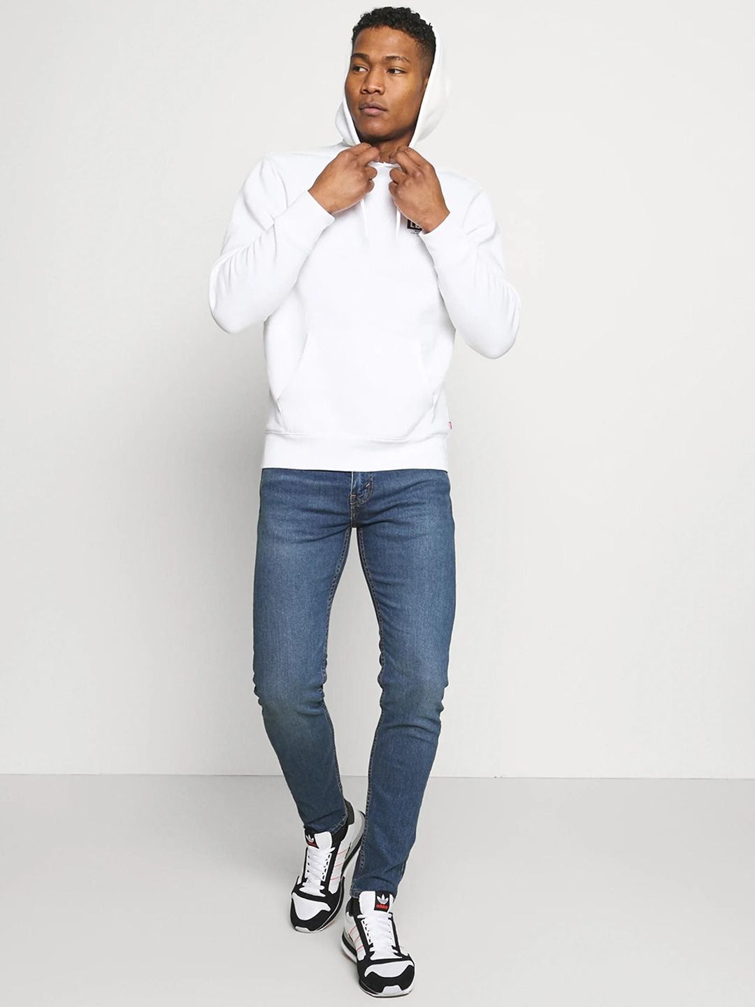 Kotty Men Jean Slim Fit Low-Rise Light Fade Stretchable Jeans