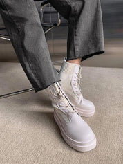 Kotty Women Straight Fit High-Rise Stretchable Jeans