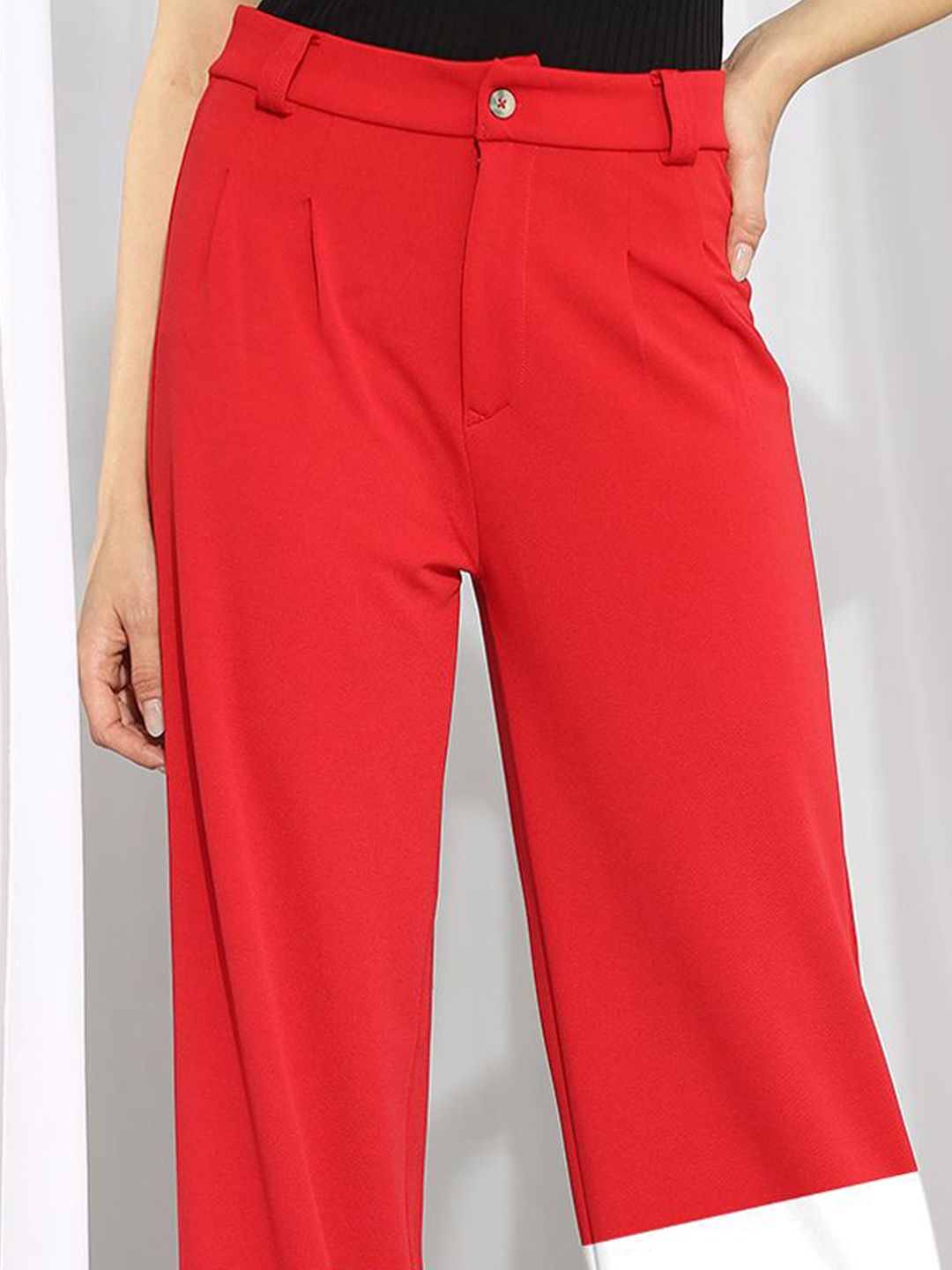 Kotty Women Colourblocked High-Rise Regular Trousers