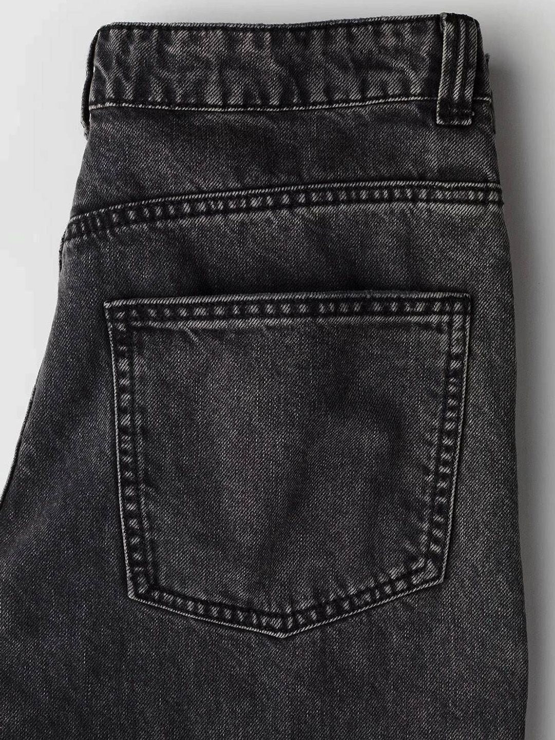 Kotty Women Straight Fit High-Rise Stretchable Jeans