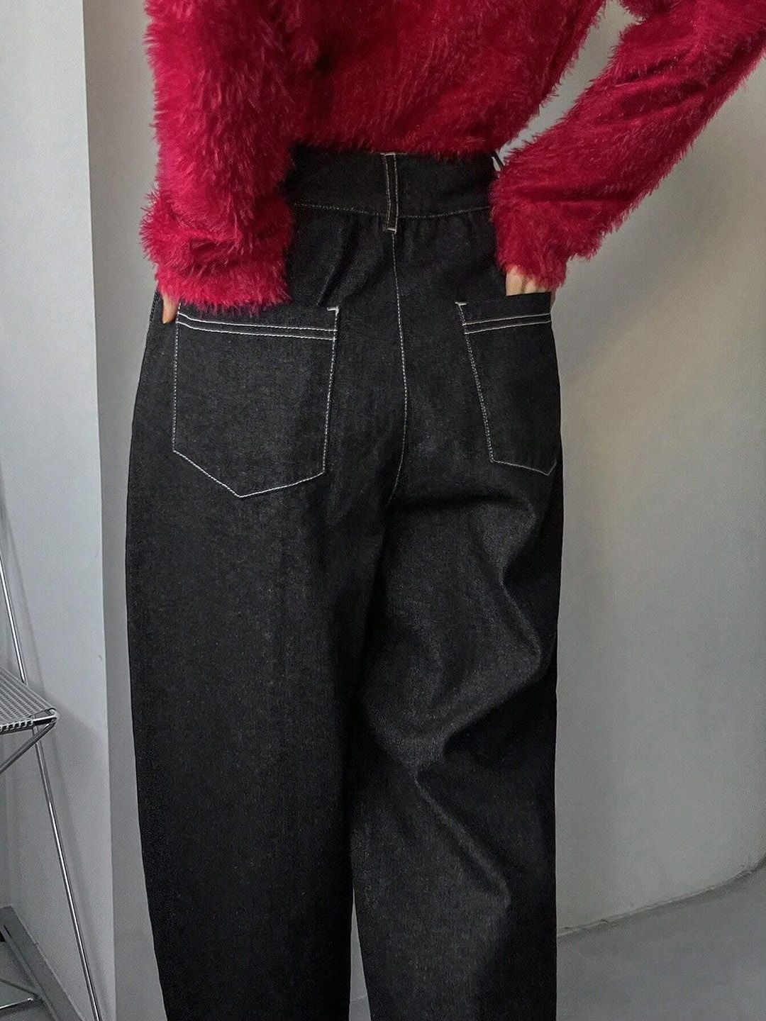 Kotty Women Straight Fit High-Rise Stretchable Jeans