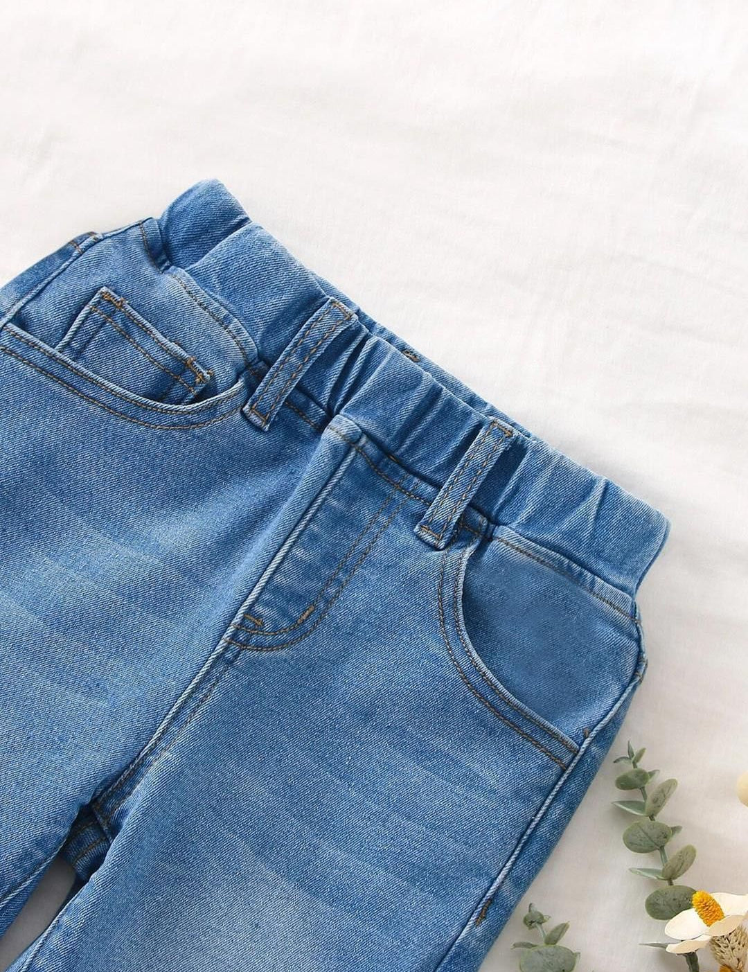 Kotty Girls Jean Low Distress Light Fade Stretchable Jeans