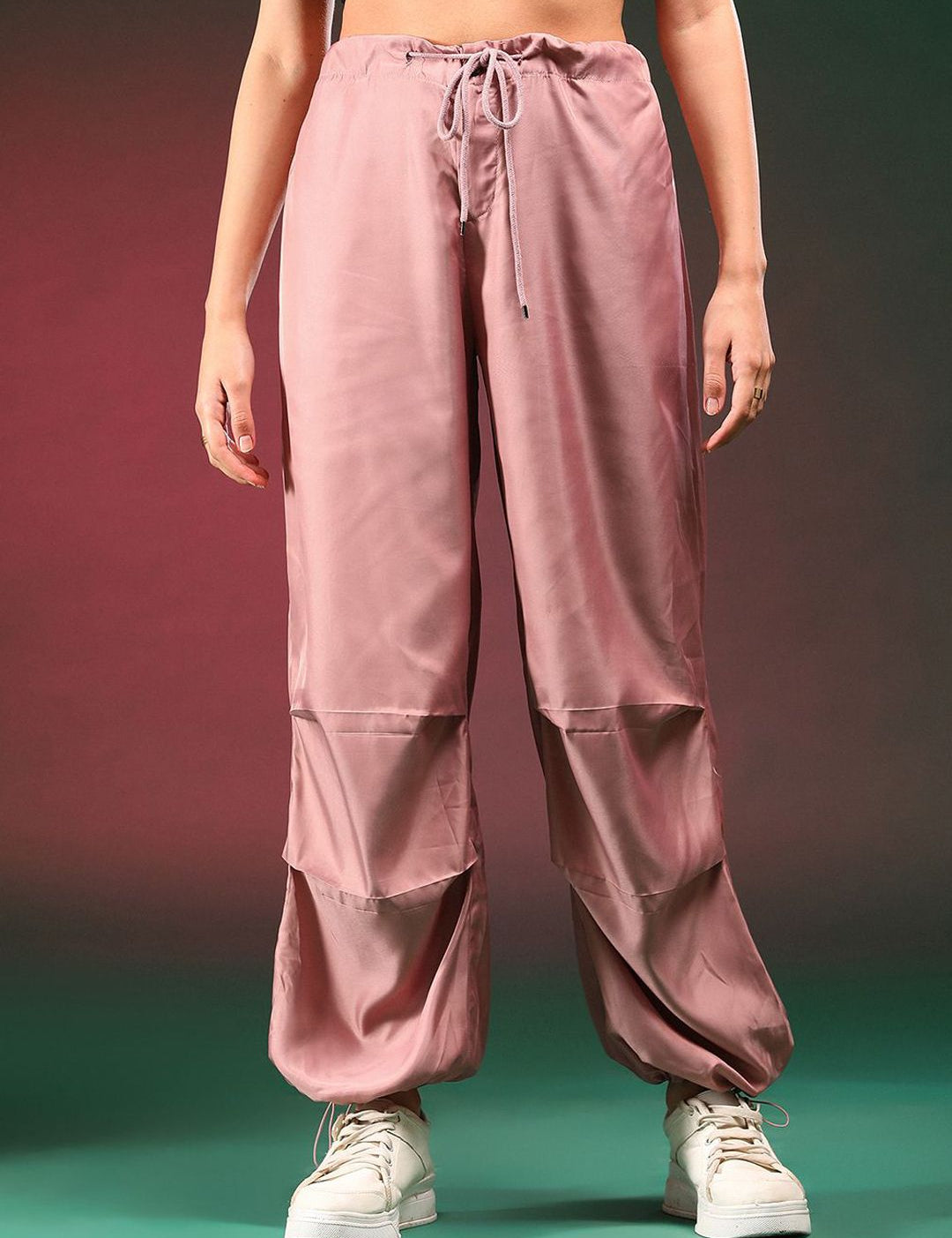 Kotty Women Solid Relaxed Loose Fit High-Rise Easy Wash Trousers