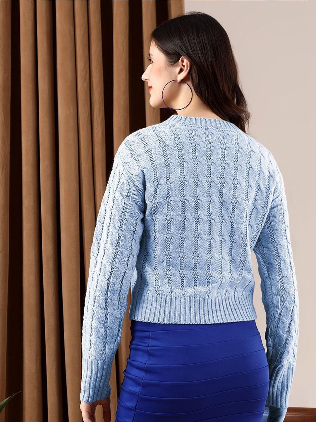 Kotty Women Round Neck Pullover