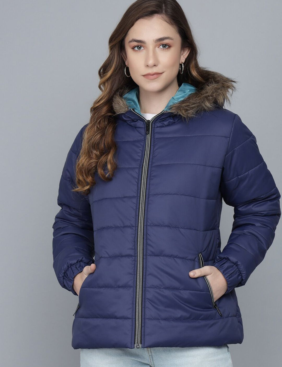 Kotty Women Navy Blue Lightweight Puffer Jacket