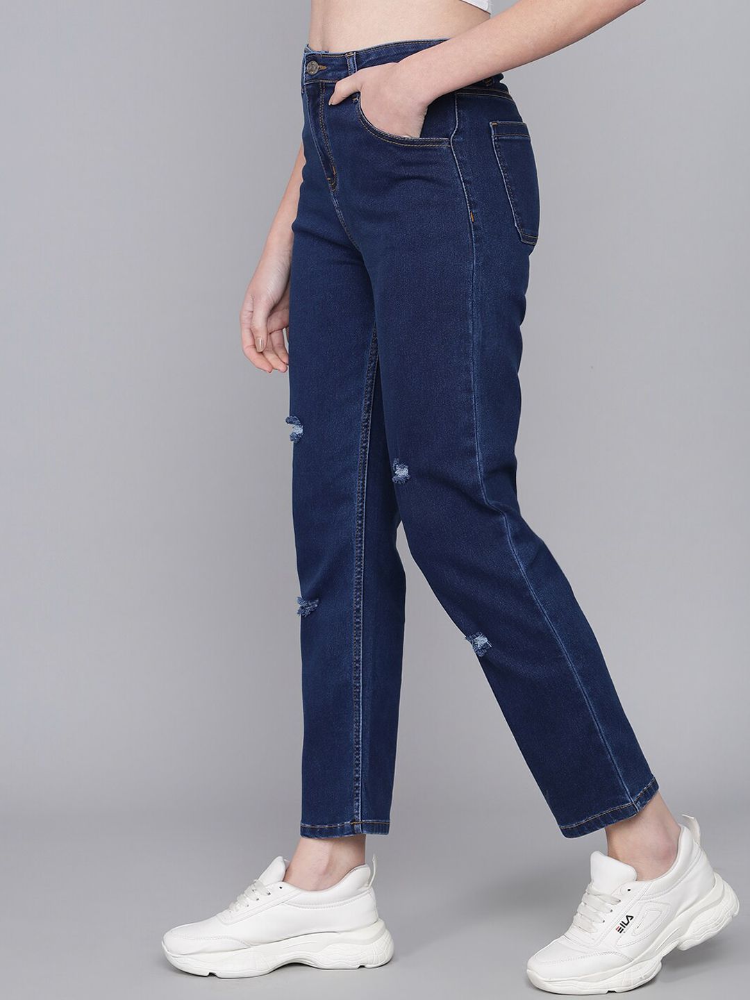 Kotty Women Blue Straight Fit High-Rise Low Distress Jeans