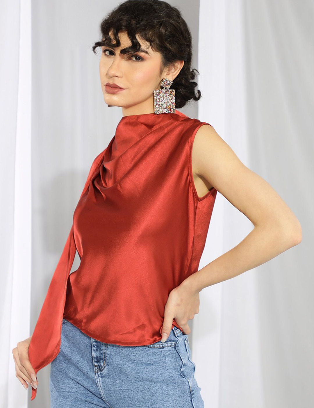 Kotty Red High Neck Sleeveless Pleated Detail Satin Top