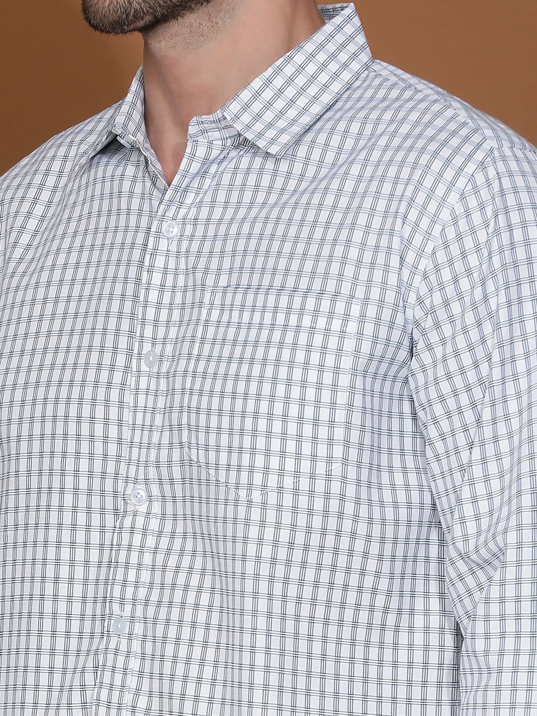 Kotty White & Blue Gingham Checks Printed Spread Collar Casual Shirt