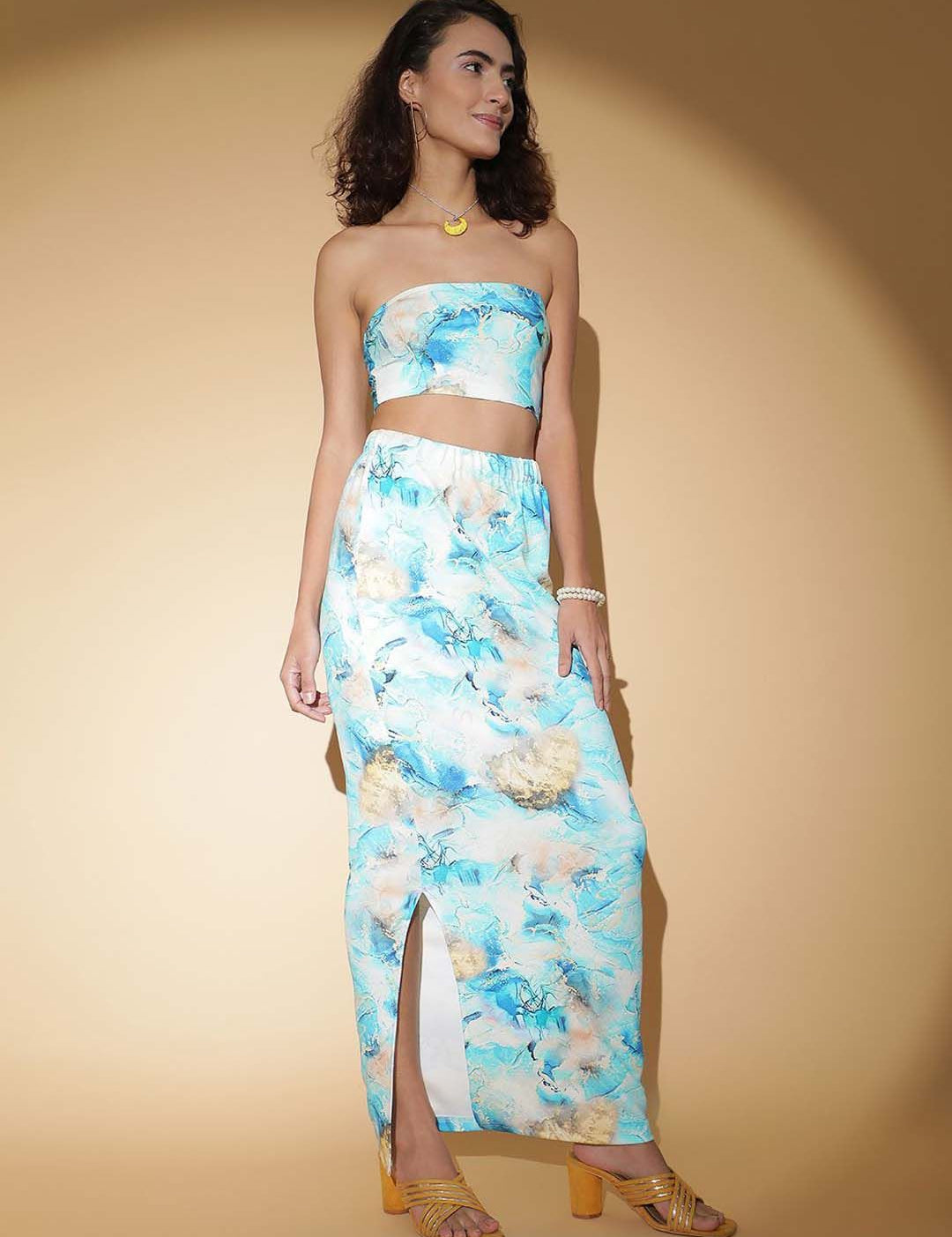 Kotty Blue Printed Strapless Top With Skirt