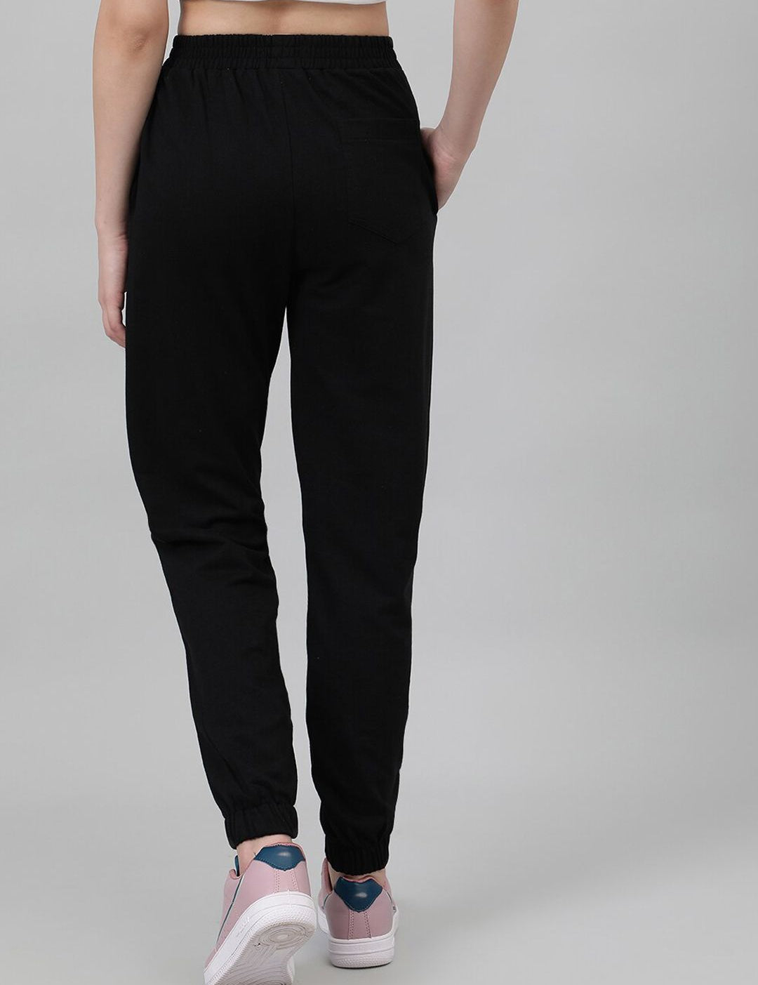 Kotty Women Typography Printed Relaxed-Fit Mid-Rise Joggers