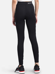 Kotty Women Black & White Printed Tights