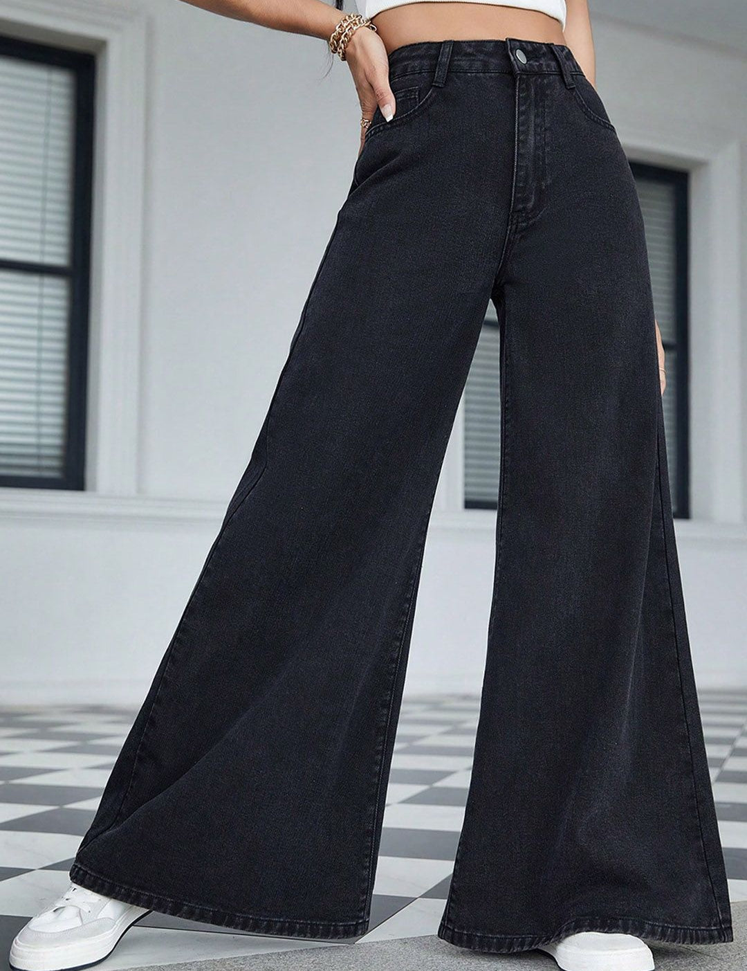 Kotty Women Black Jean Flared High-Rise Stretchable Jeans