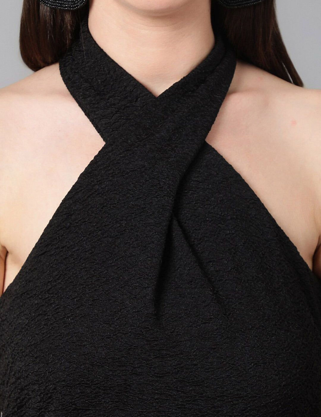 Kotty Halter Neck Satin Styled Back Top