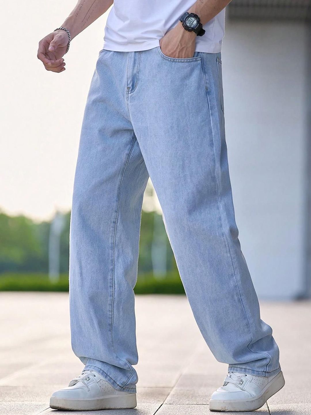 Kotty Men Straight Fit Mid-Rise Stretchable Jeans