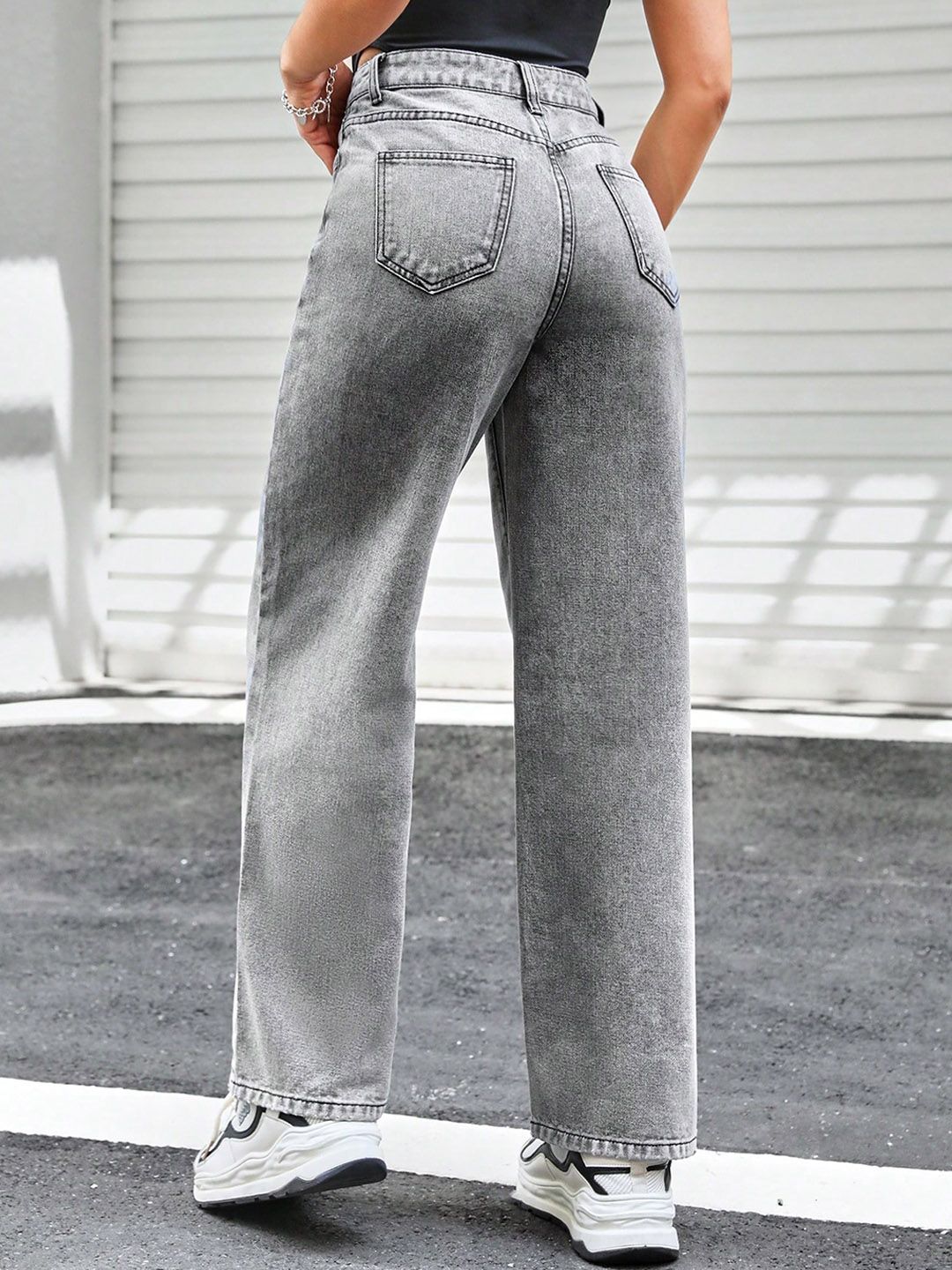 Kotty Women Blue Jean Straight Fit High-Rise Heavy Fade Stretchable Jeans