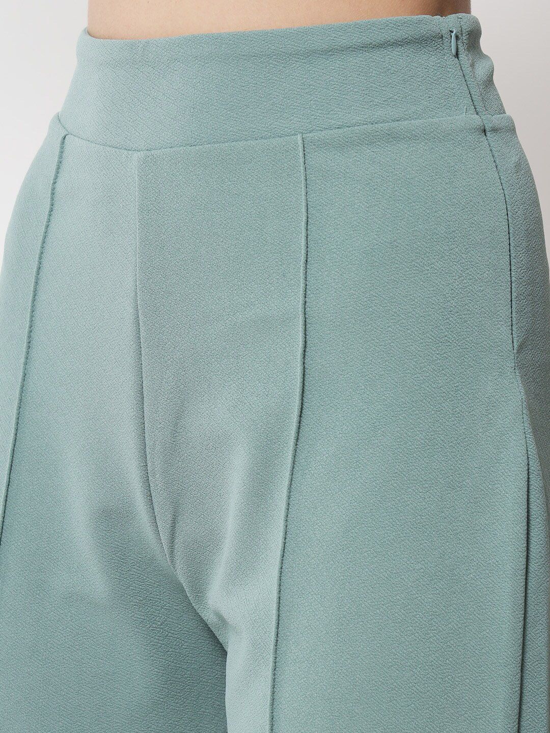 Kotty Women Green Relaxed Straight Fit High-Rise Easy Wash Trousers