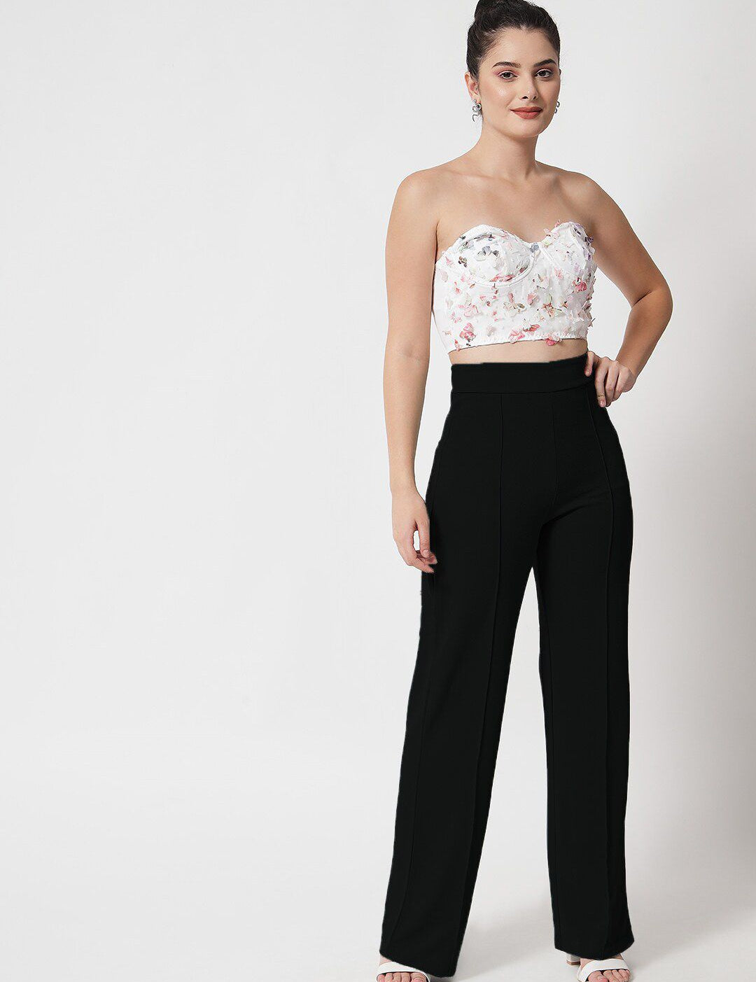 Kotty Women Black Regular Straight Leg High-Rise Easy Wash Regular Fit Trousers