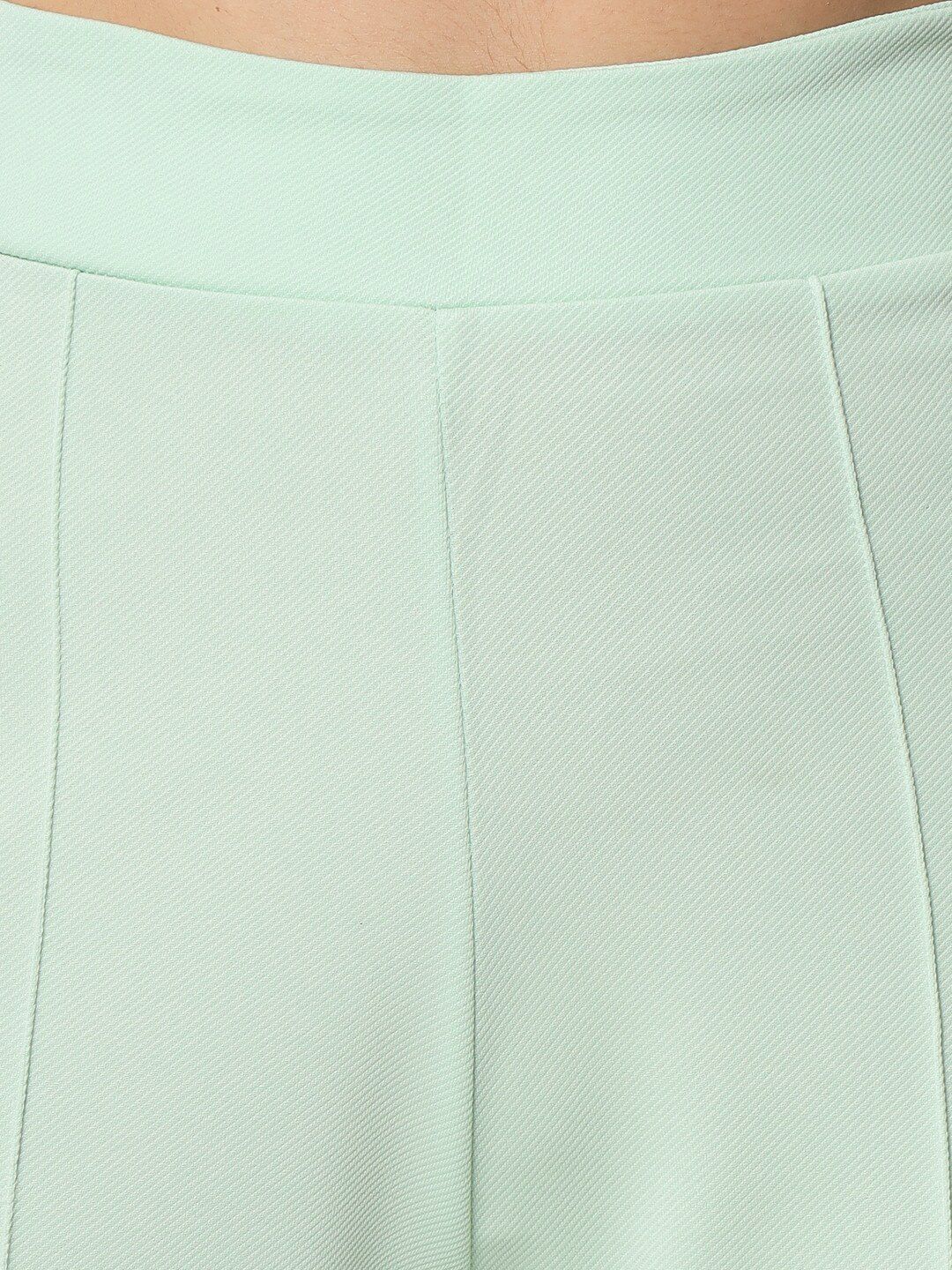 Kotty Women Green Relaxed Straight Fit High-Rise Easy Wash Trousers