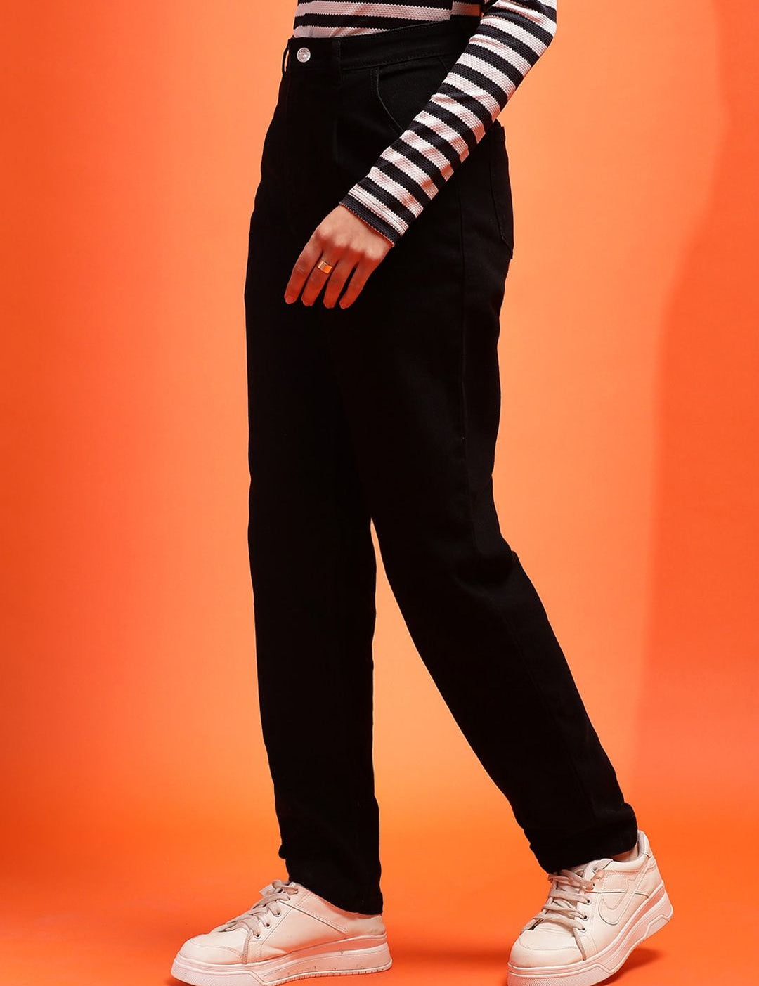 Stylecast X KOTTY Basics Women Slim Fit High-Rise Clean Look Stretchable Jeans