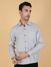 Kotty Men Relaxed Fit Spread Collar Striped Casual Shirt