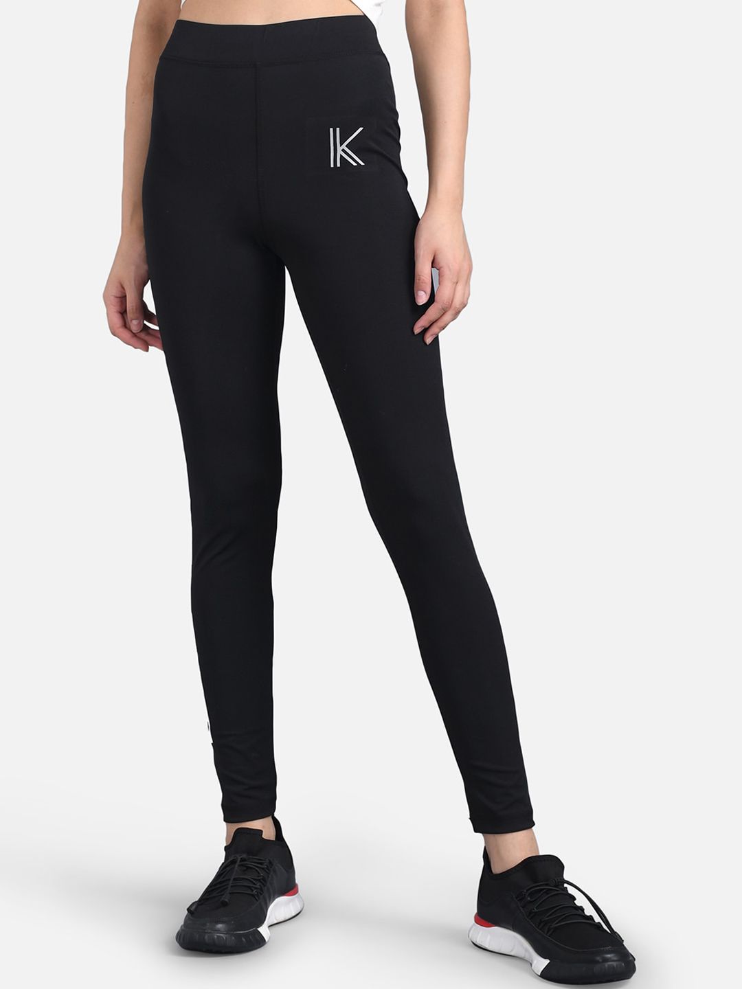 Kotty Women Black & White Printed Tights