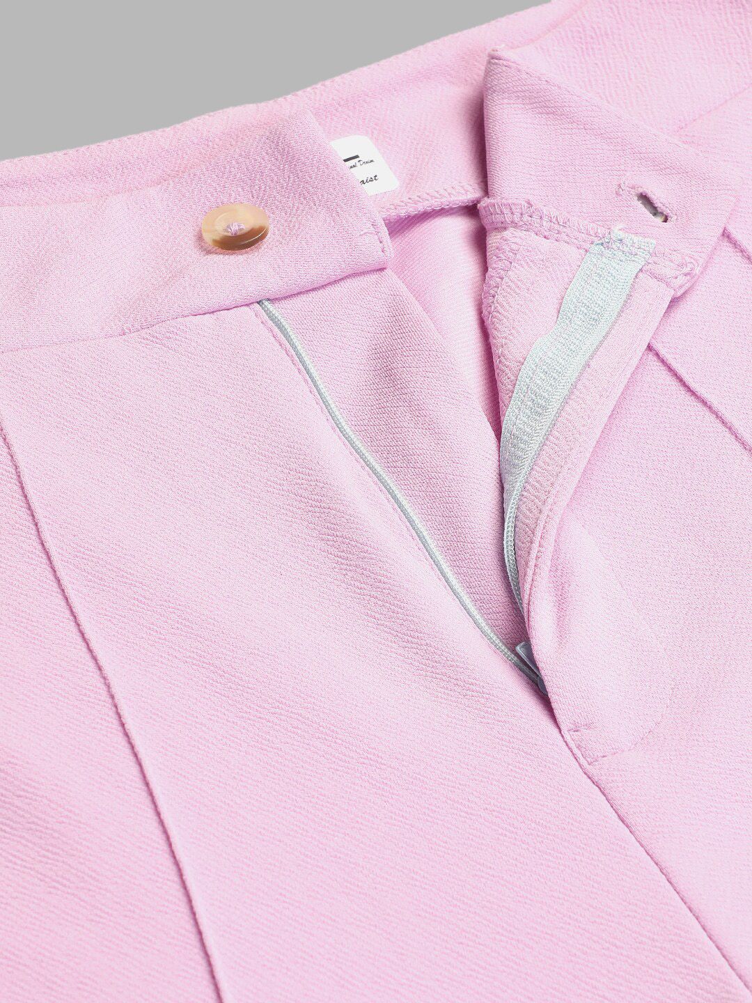 Kotty Women Relaxed Straight Fit High-Rise Easy Wash Parallel Trousers