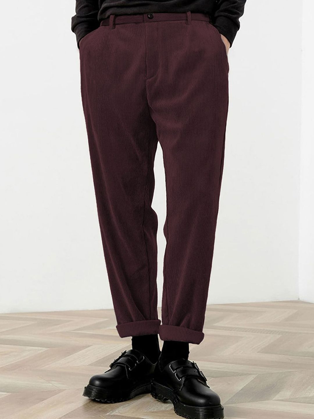 Kotty Men Relaxed Straight Fit High-Rise Corduroy Trousers