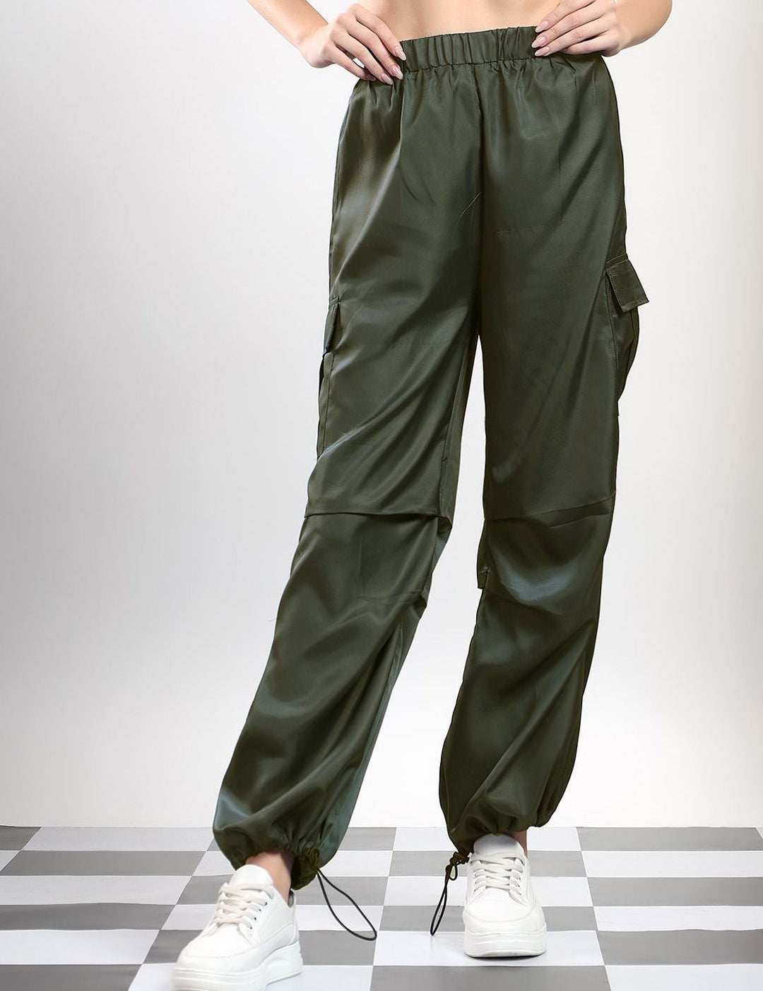 Kotty Women High-Rise Parachute Jogger