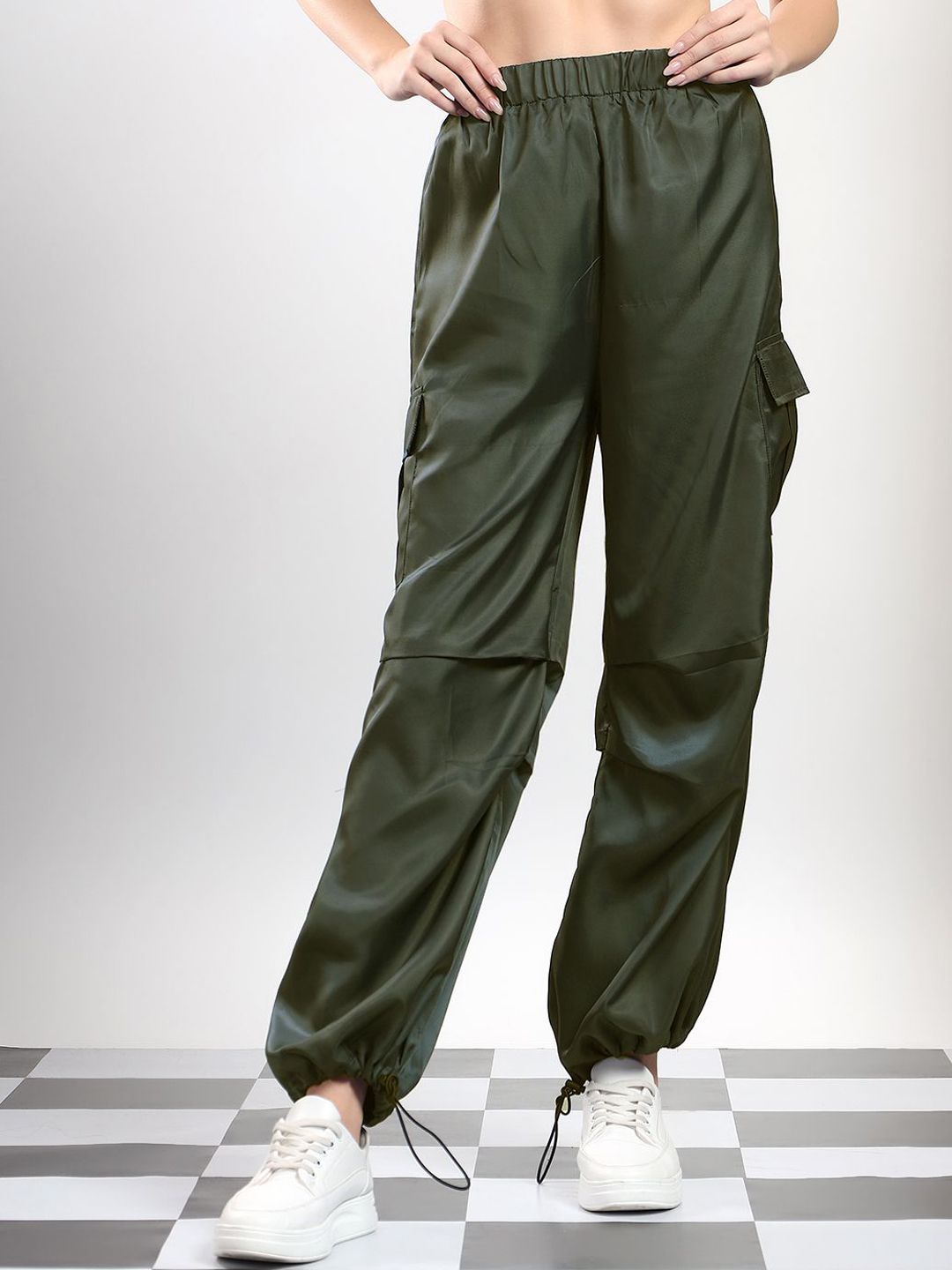 Kotty Women High-Rise Parachute Jogger