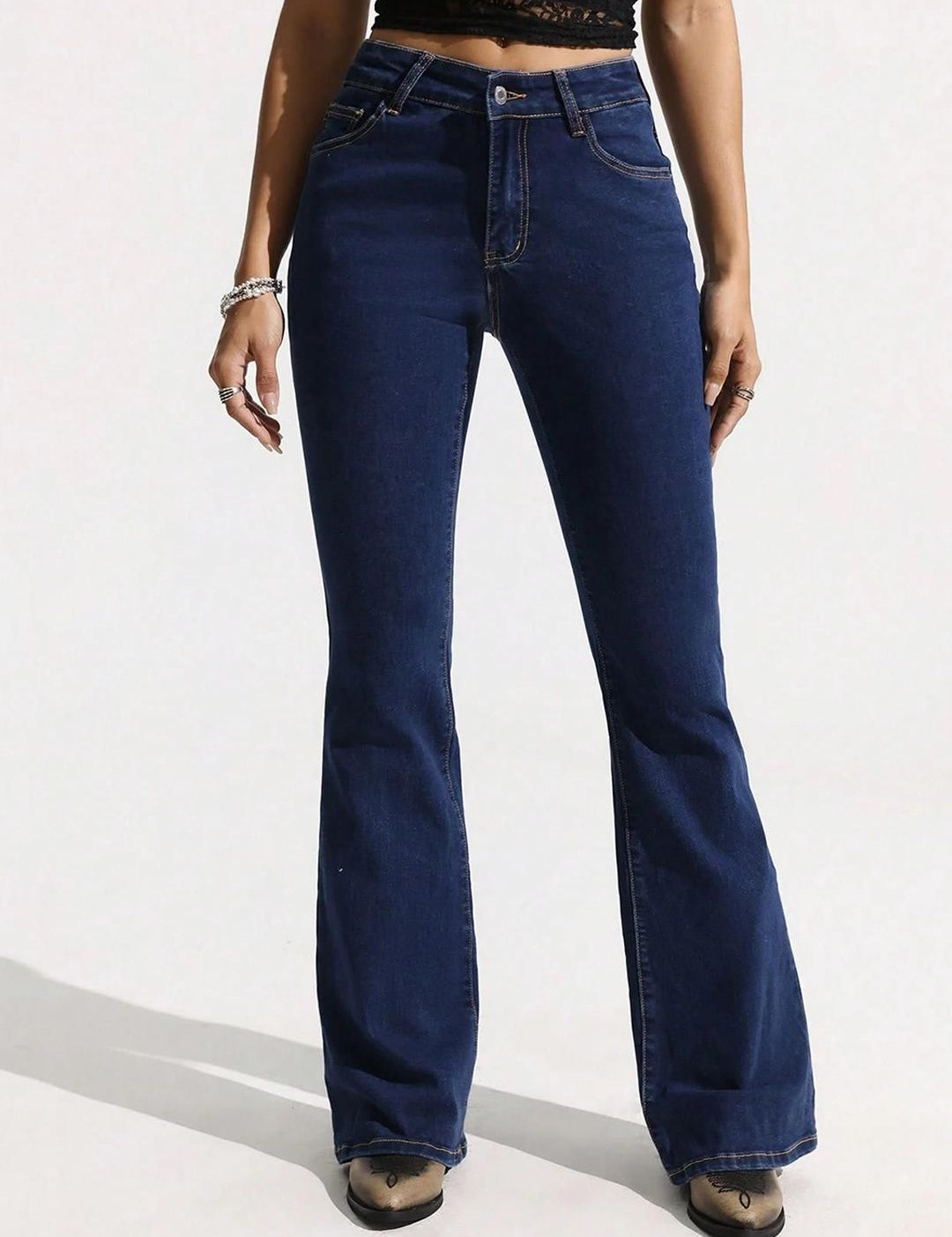 Kotty Women Jean Bootcut High-Rise Clean Look Stretchable Jeans