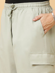 Kotty Men Low-Rise Cargo Shorts